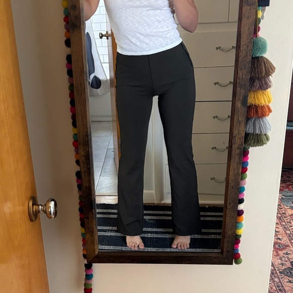 lululemon athletica Yoga Pant - Picture 5 of 6